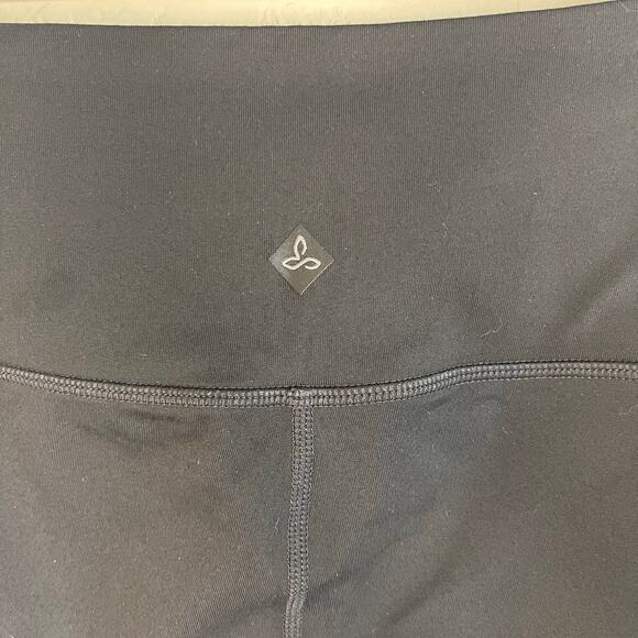 prAna Black Cropped Leggings Women’s Active Pants - Size XS - Picture 2 of 5